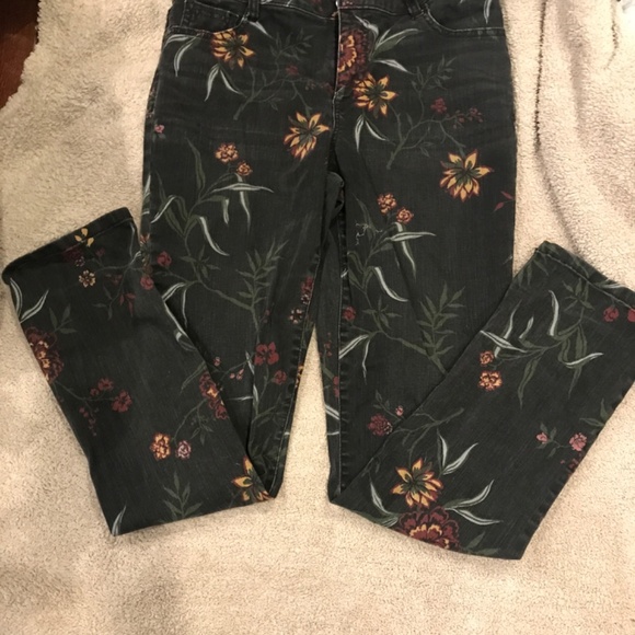 Bandolino printed jeans - Picture 2 of 4